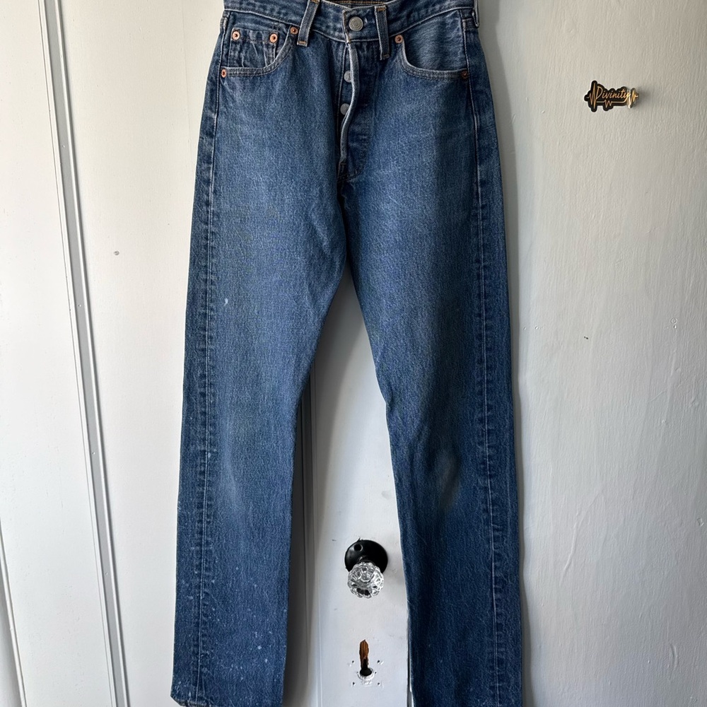 vintage Levi's Classic Blue Straight Leg Jeans vintage